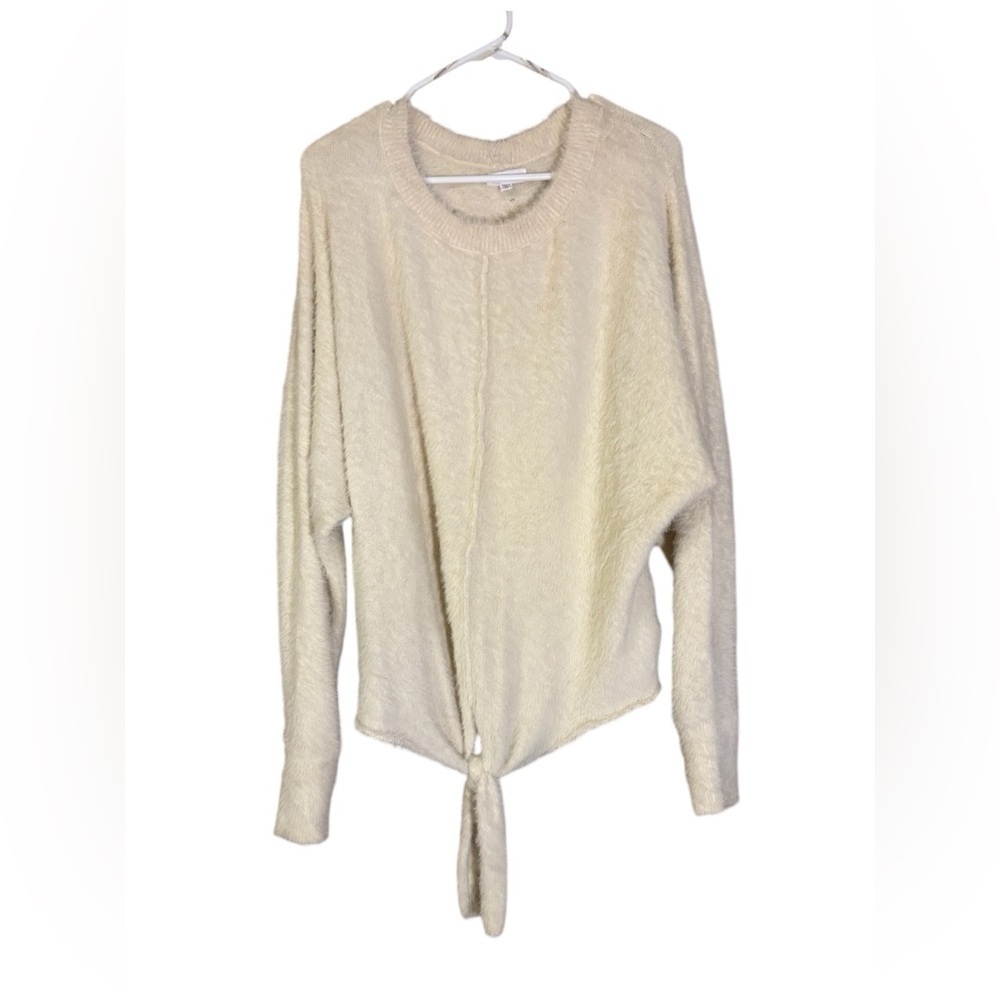 Cozy Cottagecore White Cream Crew Neck Sweater by Mittoshop | Size M